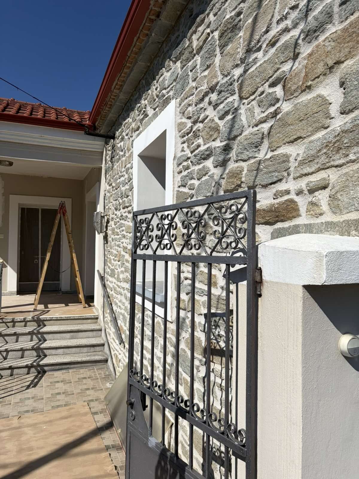 Εργασίες στατικής ενίσχυσης ισόγειας κατοικίας με τμήμα υπογείου στην Όσσα Λάρισας